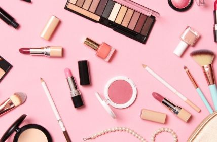 EU-Kommission veröffentlicht Safety Gate Report 2025 mit 4.671 (Foto: AdobeStock - White bear studio - 245137880)