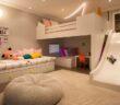Für mehr Spaß im Kinderzimmer: multifunktionale Möbelstücke (Foto: AdobeStock - 800820780 Aeman)