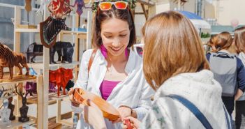 Vielfältige Flohmärkte in Essen im Oktober, November und (Foto: AdobeStock - EdNurg 210888764)